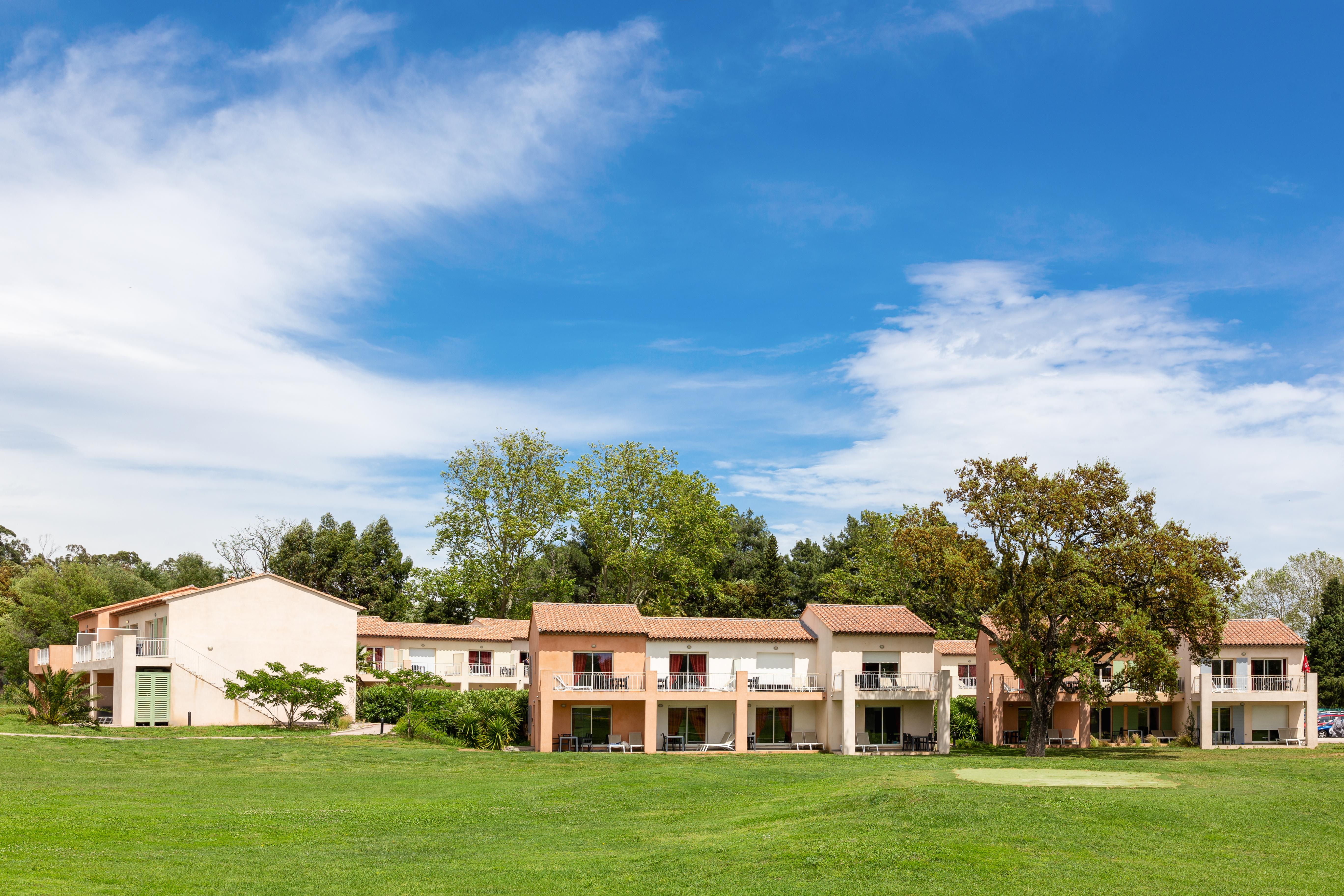 Sowell Residences Les Perles Du Golfe De Saint-Tropez Grimaud Exterior foto