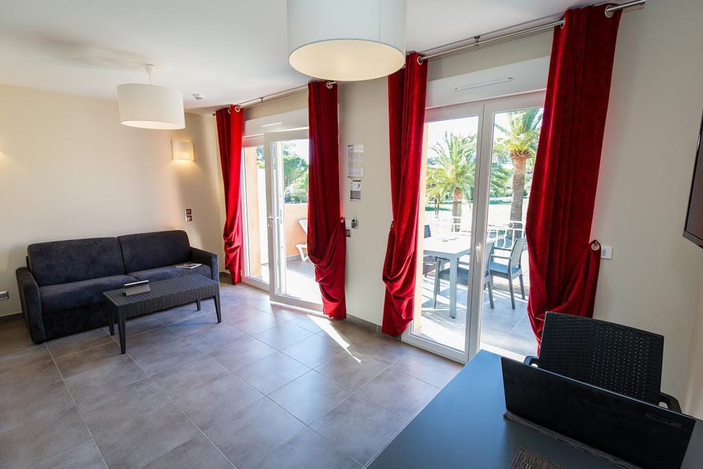 Sowell Residences Les Perles Du Golfe De Saint-Tropez Grimaud Exterior foto